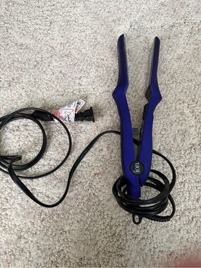 Ion Straightener